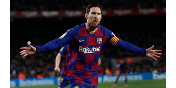 Messi fait 5 coups francs de moins que Ronaldo